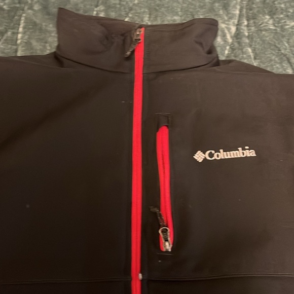 Columbia Softshell Jacket - Picture 2 of 4